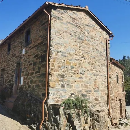 بيت للعطل Casa Do Linho 400 Year Old Country أوليروس