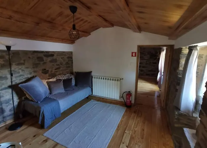 Casa Do Linho 400 Year Old Country אוליירוס